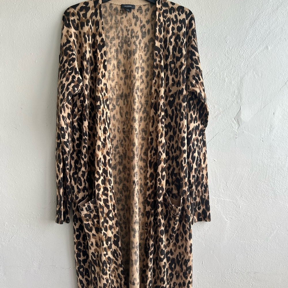 Halogen  Womens sweater cardigan Animal Print Leopard  Brown and Black size L